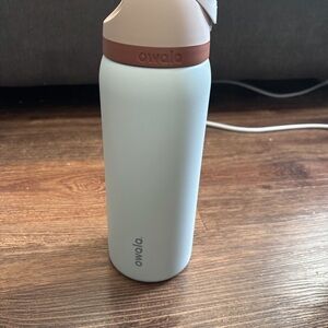 Owala Stainless Steel Water Bottle